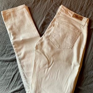 Levi 524 Skinny Jeans